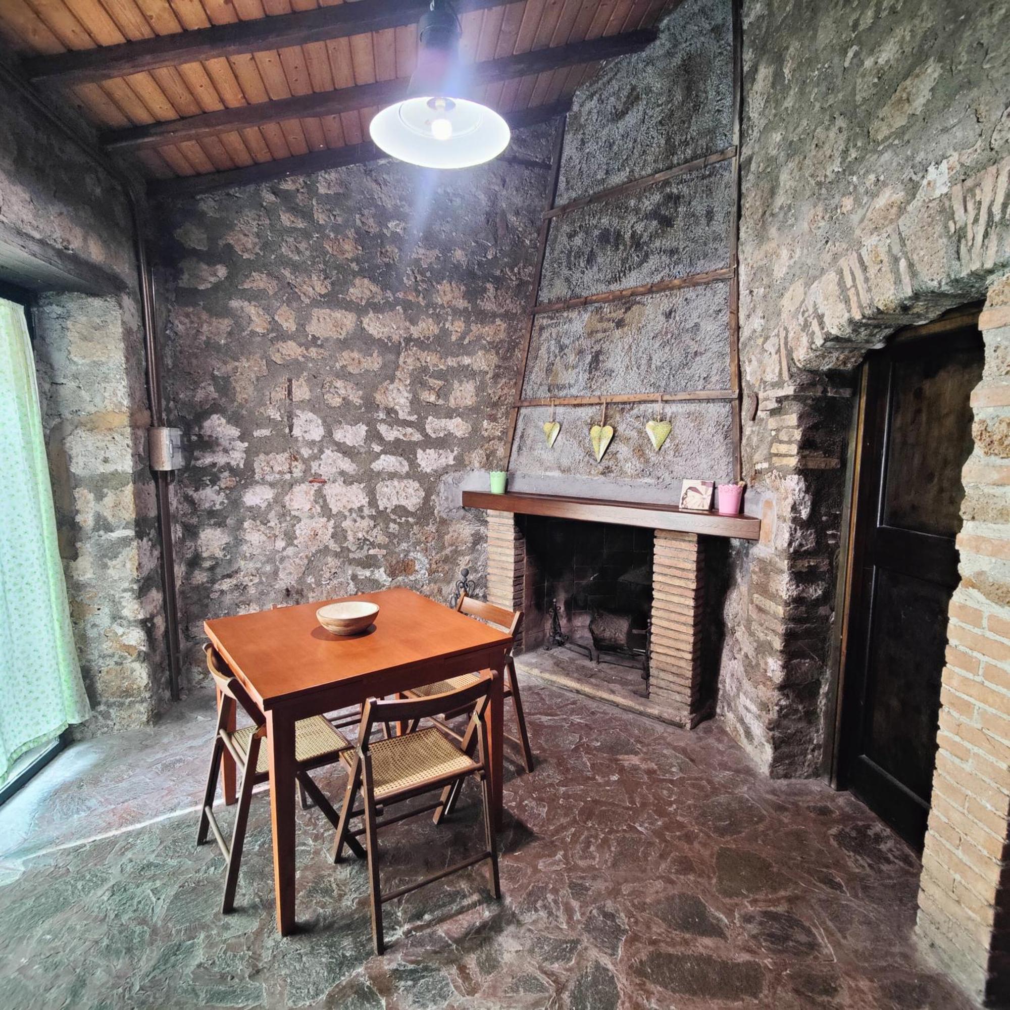 Maestosa Roccaforte Dei Principi, 3 Piani Tutti Per Voi! Sutri Ngoại thất bức ảnh