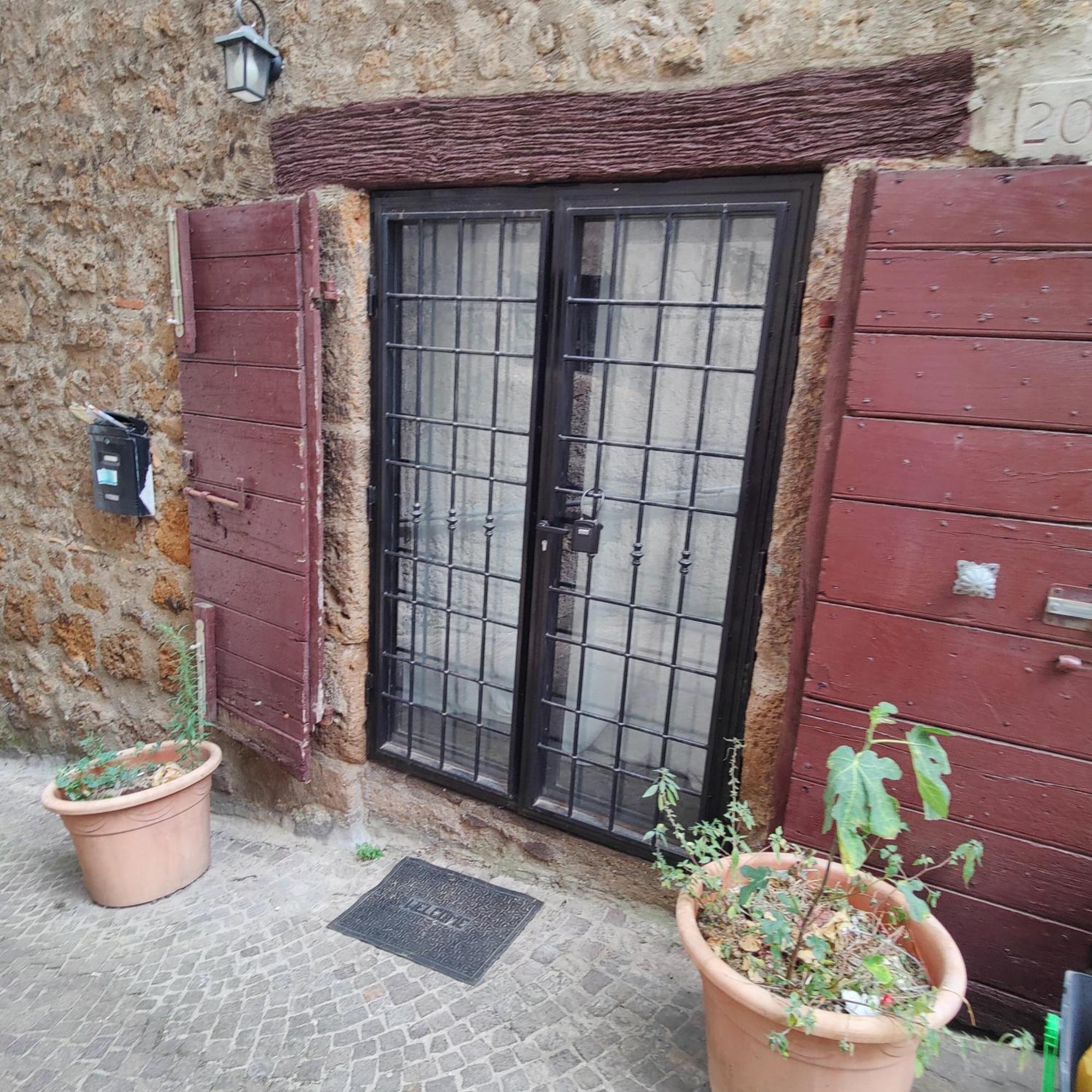 Maestosa Roccaforte Dei Principi, 3 Piani Tutti Per Voi! Sutri Ngoại thất bức ảnh